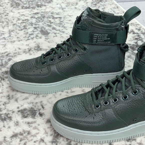 NIB Nike W SF AF1 Mid women’s sneakers - Picture 6 of 8